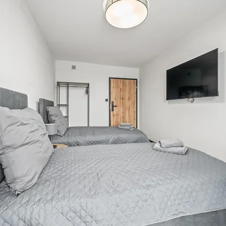 Family Deluxe Apartment 80M2 - Klimatyzacja - 6Osob * リブニク