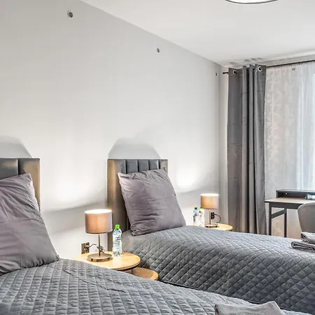 Family Deluxe Apartment 80M2 - Klimatyzacja - 6Osob リブニク