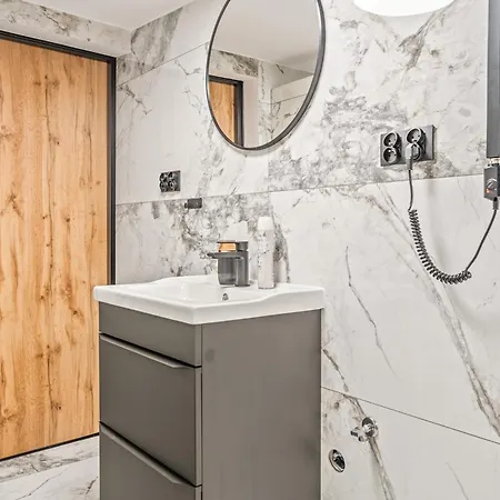 California Premium-80m2 Klimatyzacja 6osob Apartment